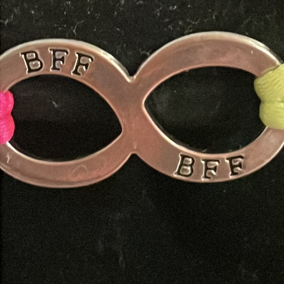 12” adjustable woven necklace w/best friends forever BFF silver tone pendant - Picture 2 of 13